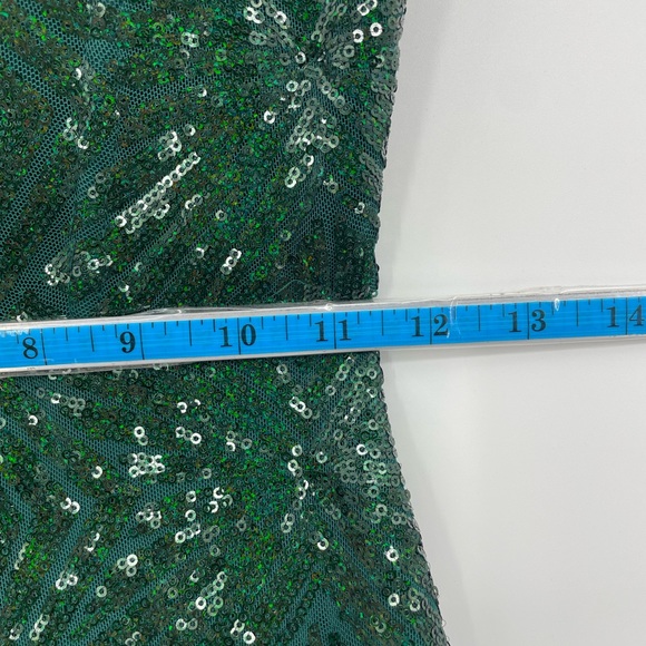 City Triangles Emerald Green Sequin Dress Side Slit Adjustable Straps Sz XS - Picture 10 of 11